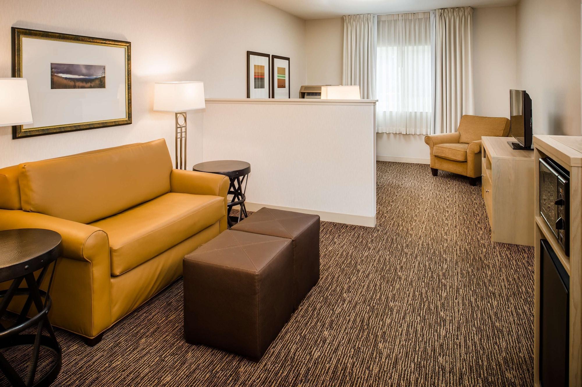 Doubletree By Hilton Olympia Exterior foto