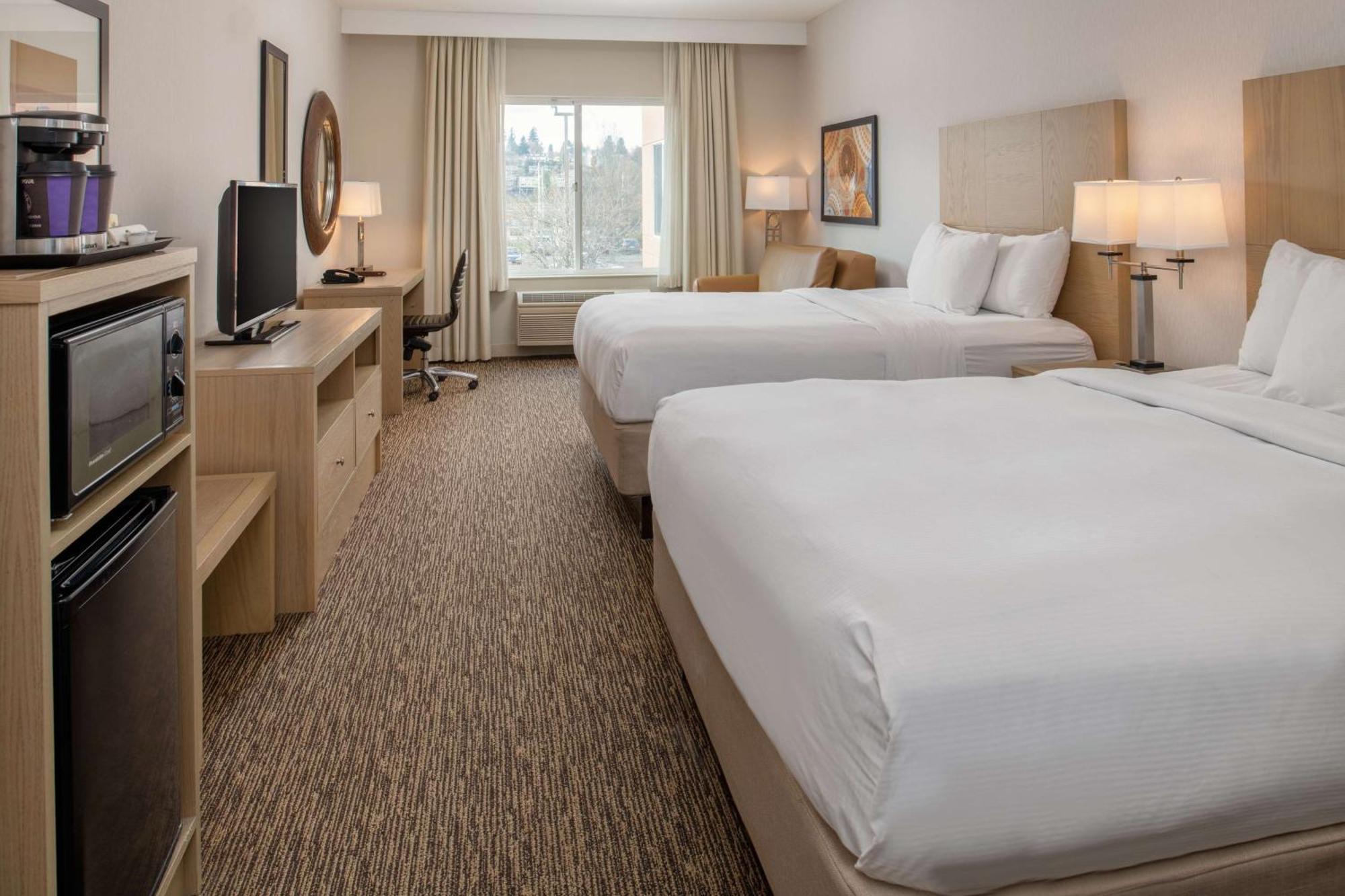 Doubletree By Hilton Olympia Exterior foto