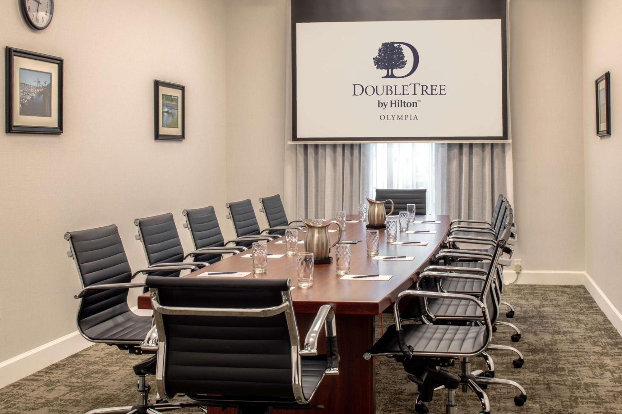 Doubletree By Hilton Olympia Exterior foto